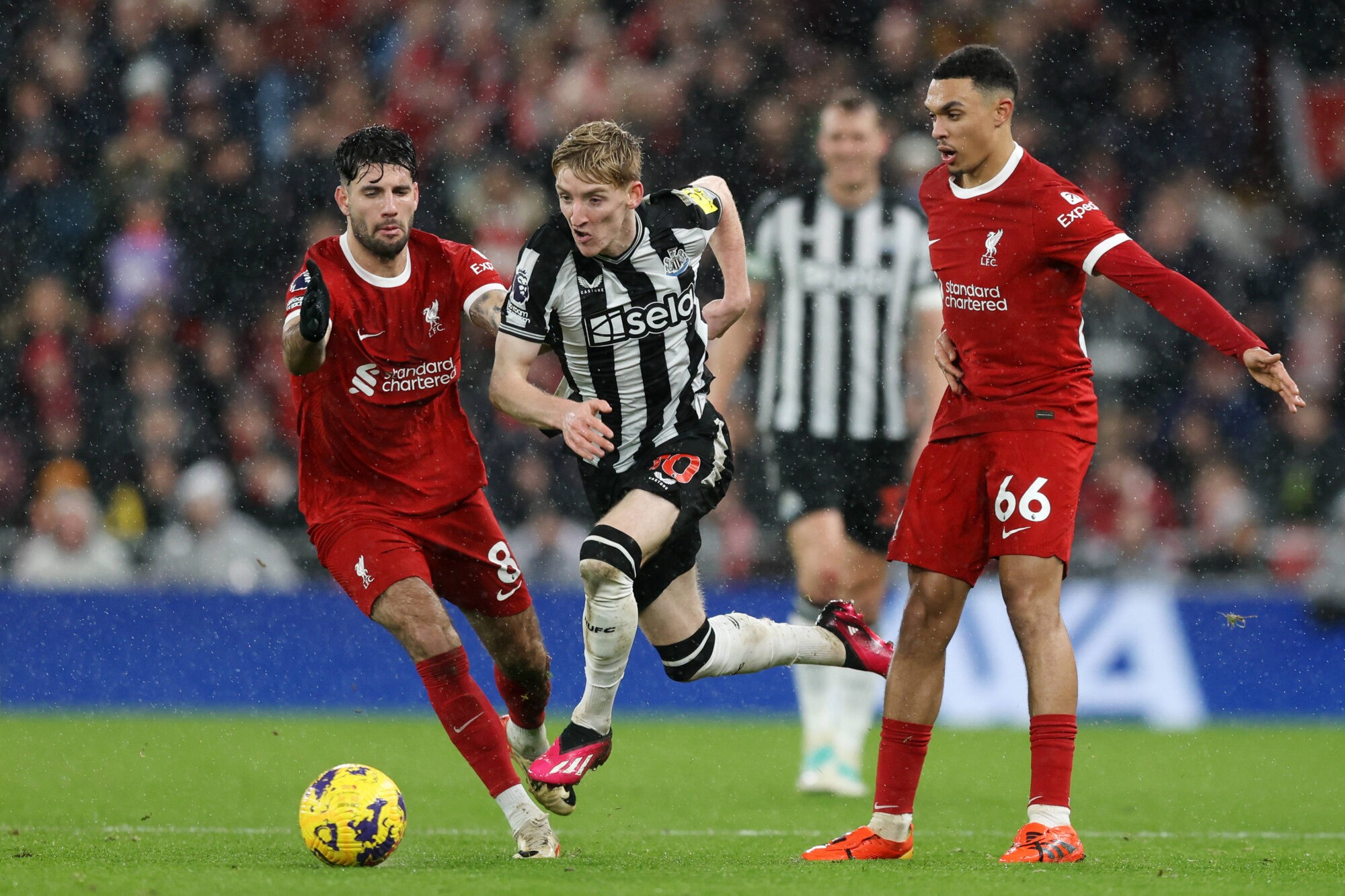Journalist says Gordon to Liverpool transfer is unlikely before deadline