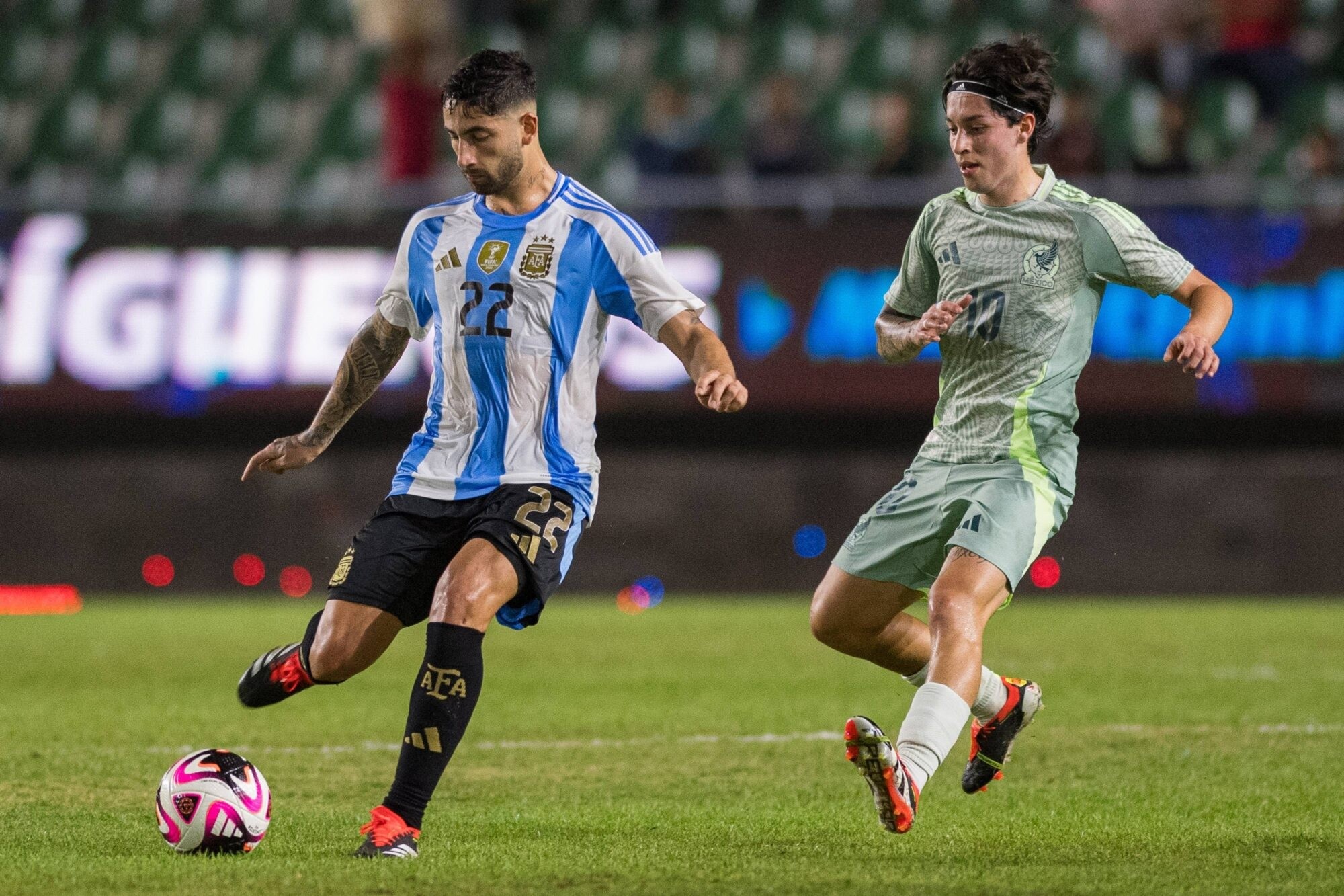 Liverpool transfers: Talks begin for deal to sign 'next Mascherano'
